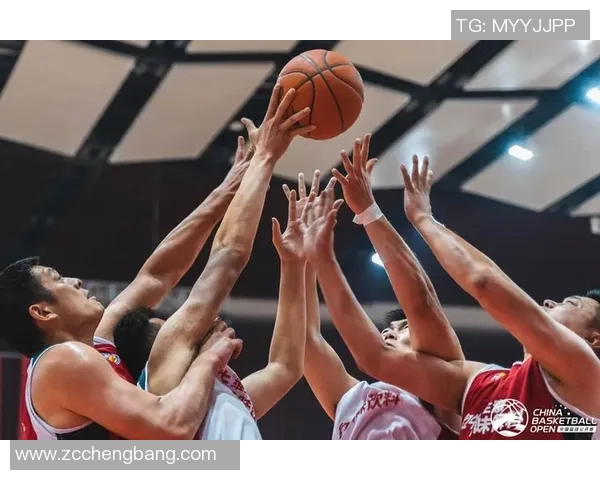 印度男篮对决马来西亚队全力以赴争夺亚洲篮球赛胜利荣耀